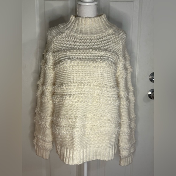 Magaschoni Sweaters - Magaschioni Creme Cable Knit Popcorn Sweater Size Large